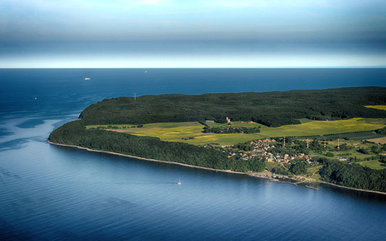 Segelboot vor Kap Arkona Rügen